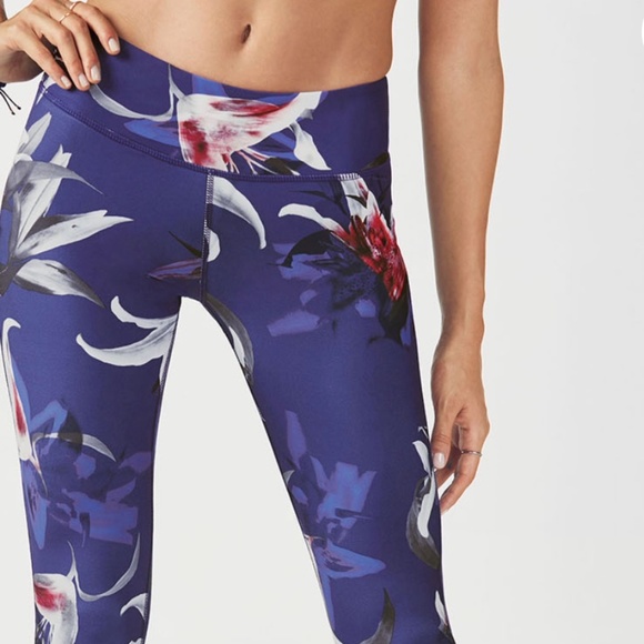 NWT Fabletics Mid-Rise Printed Pureluxe Leggings - Picture 1 of 2